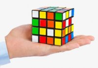 иллюстрация - кубик Рубика 4х4 на ладони
